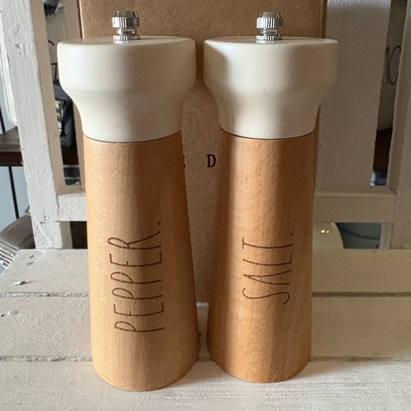 Rae Dunn Bamboo Salt and Pepper Grinder Set - Picture 1 of 2